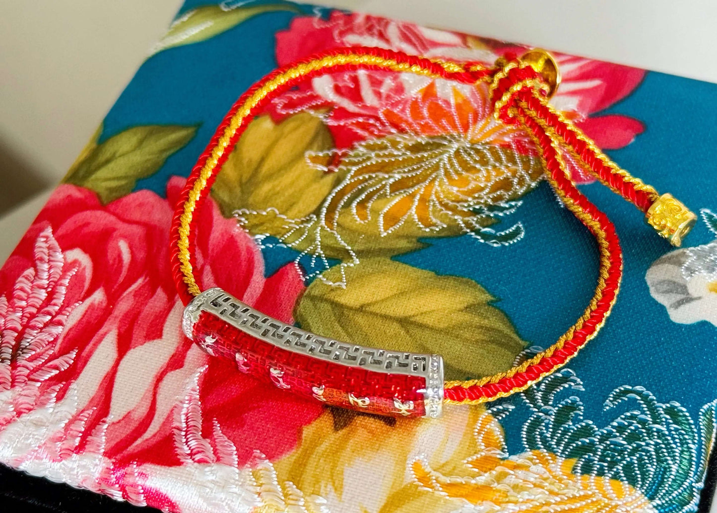 Avalokiteshvara Mantra Bracelet - Compassion & Miraculous protection BodhiBloom