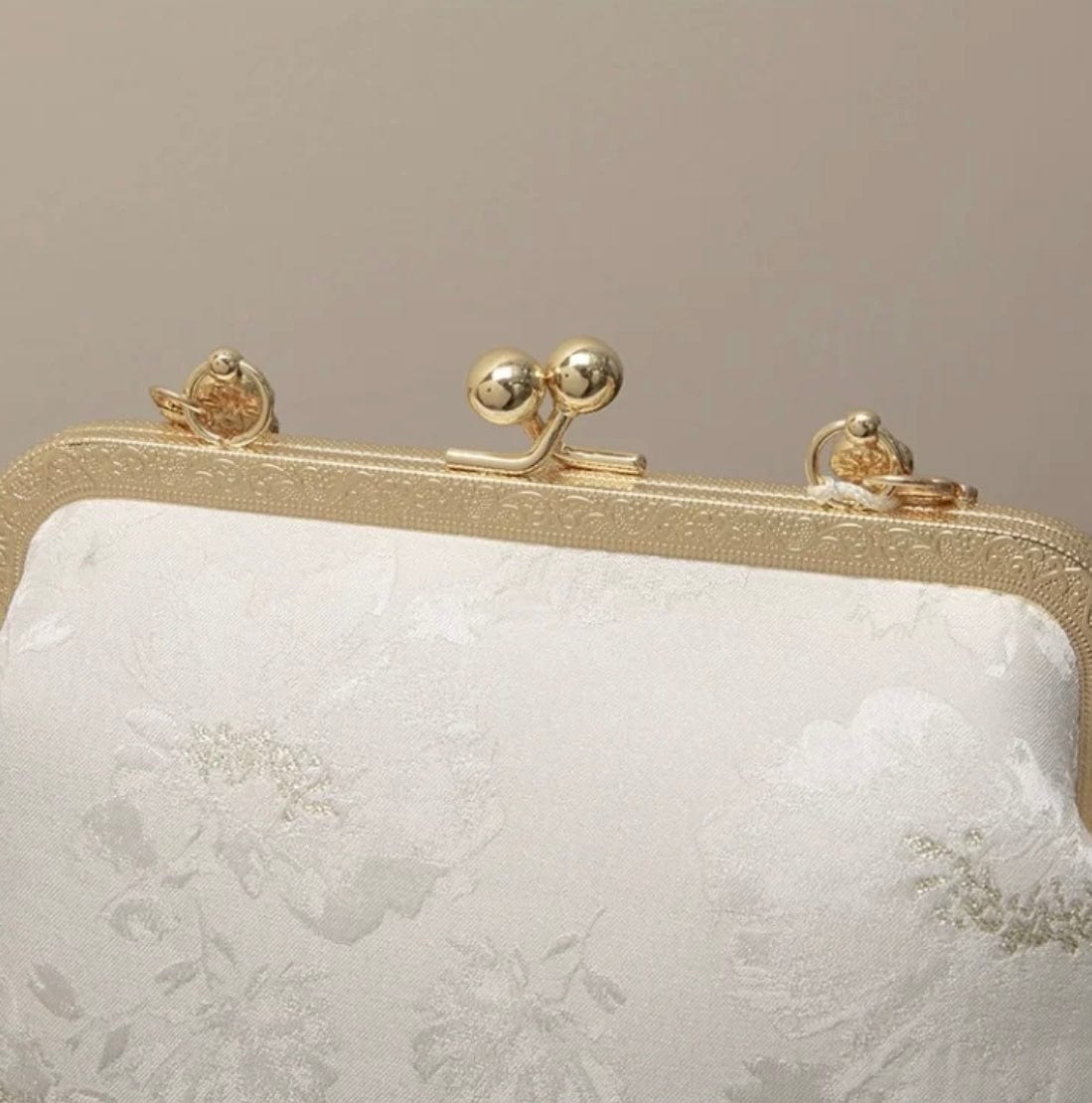 Jade Clasp Bag Dynasty luxury green purse close-up 5