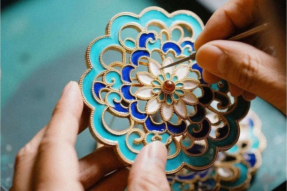 chinese enamel craftsmanship