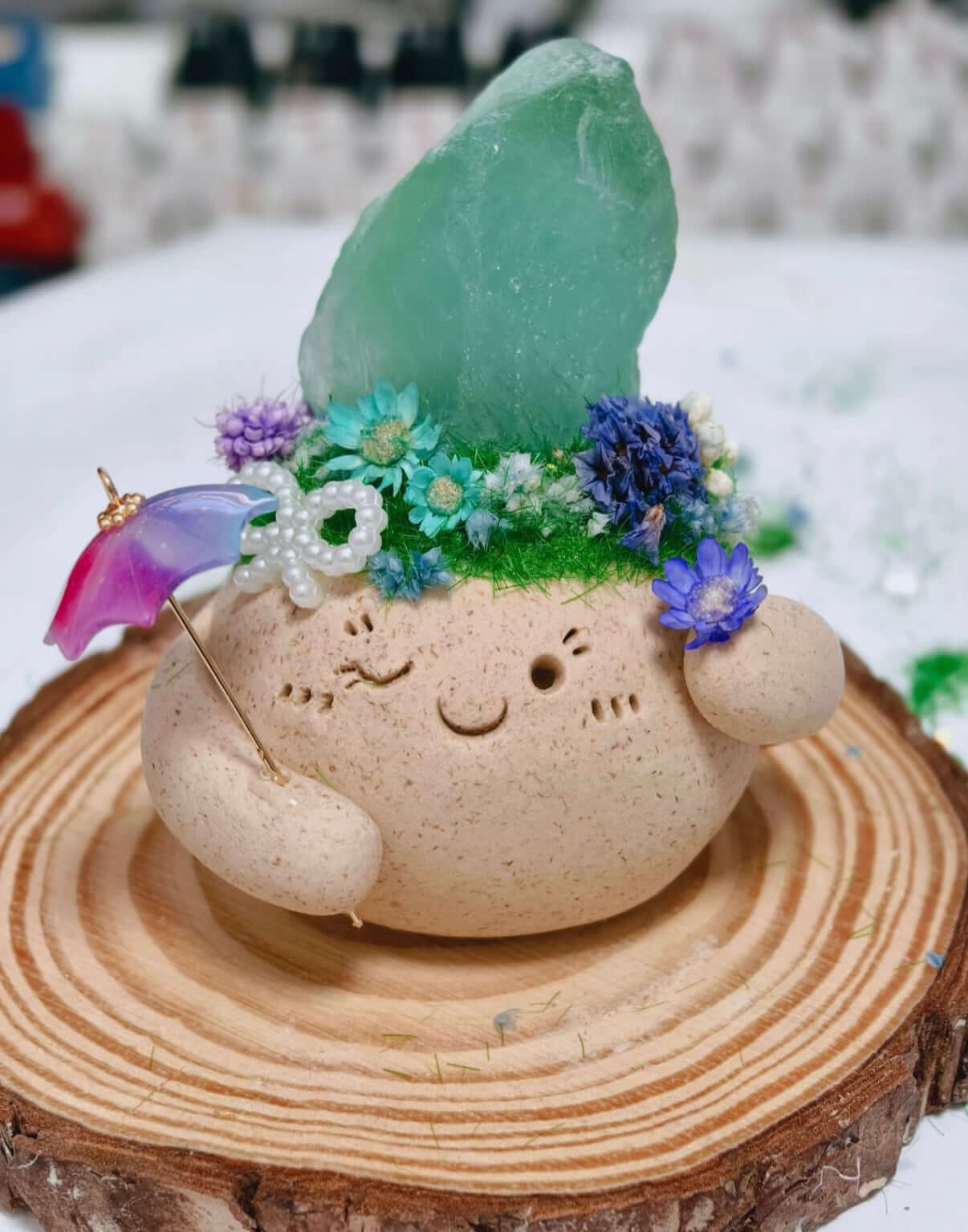 Green Fluorite crystal: The Luminous Guardian of Clarity & Renewal BodhiBloom