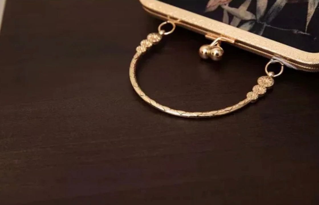 Midnight Clasp Bag Bloom elegant women’s handbag