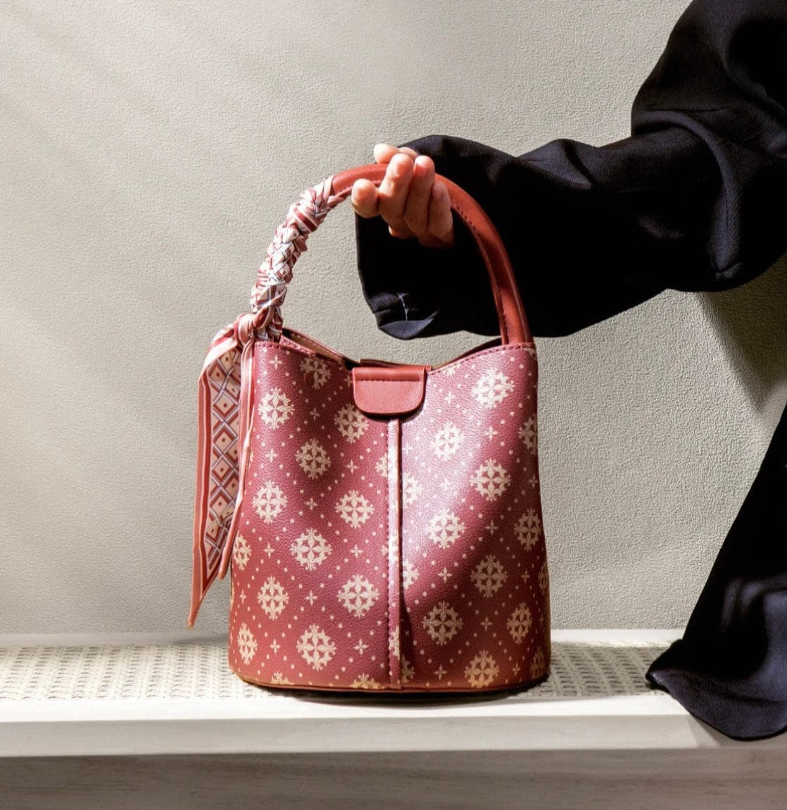 Vermilion Bucket Bag Bloom – BodhiBloom Handbag