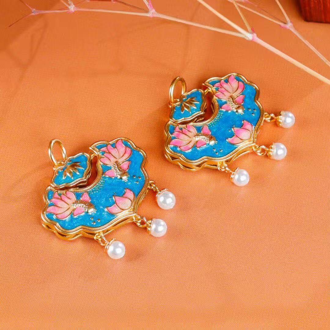 butterfly among lotus autumn lock cloisonné pendant