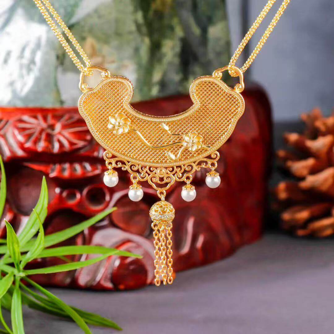 phoenix peony ruyi lock pendant close up