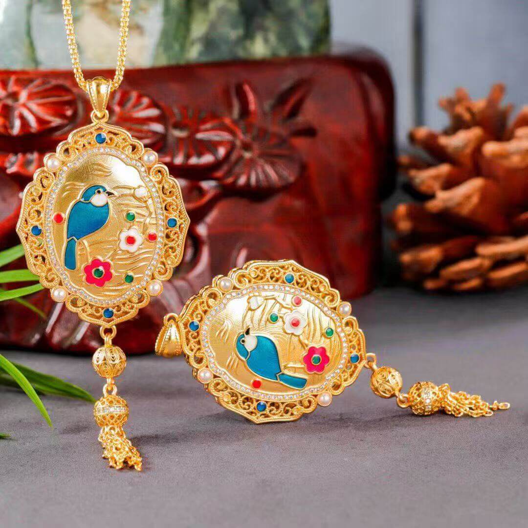 magpie on plum blossom fan pendant detail