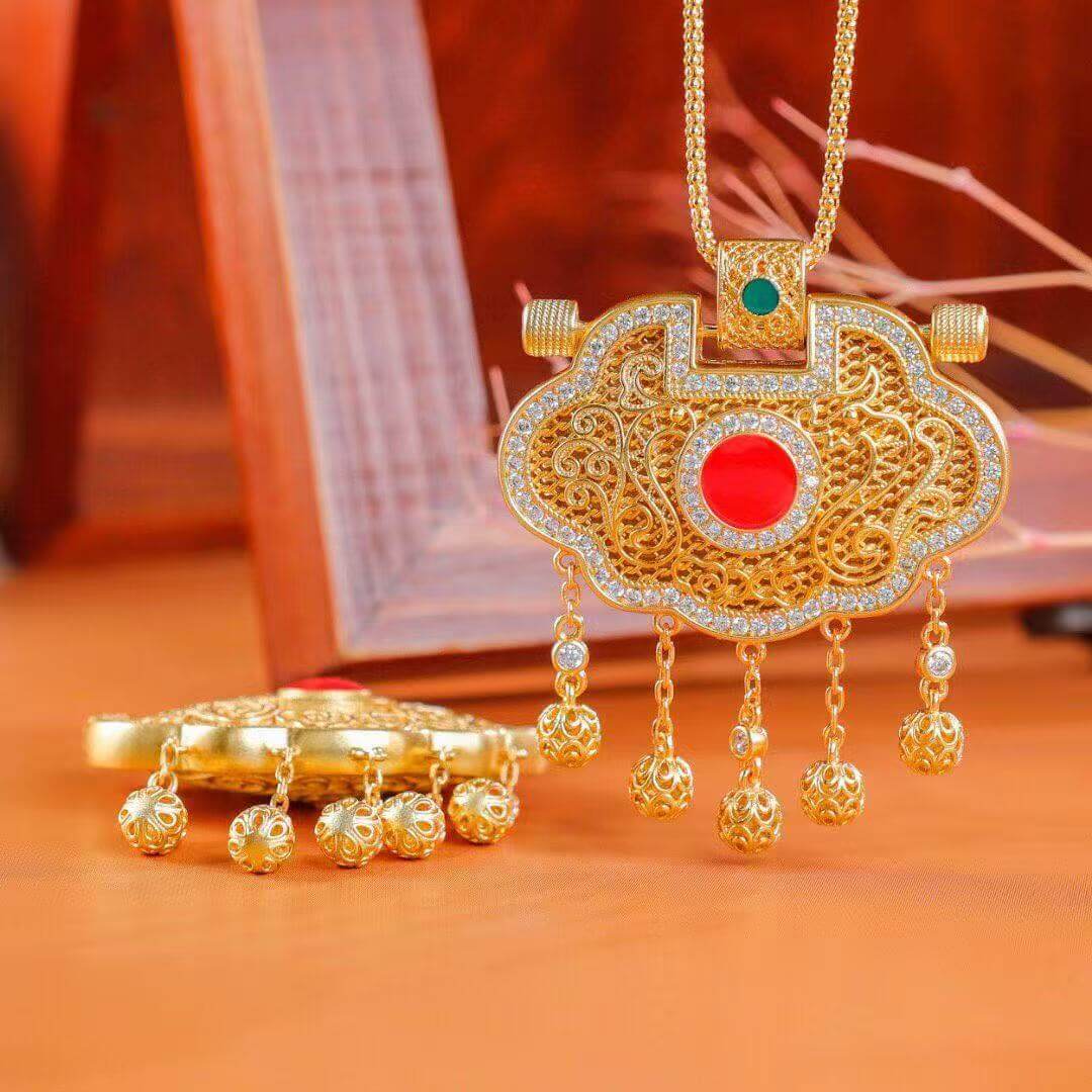 ruyi longevity lock pendant close up
