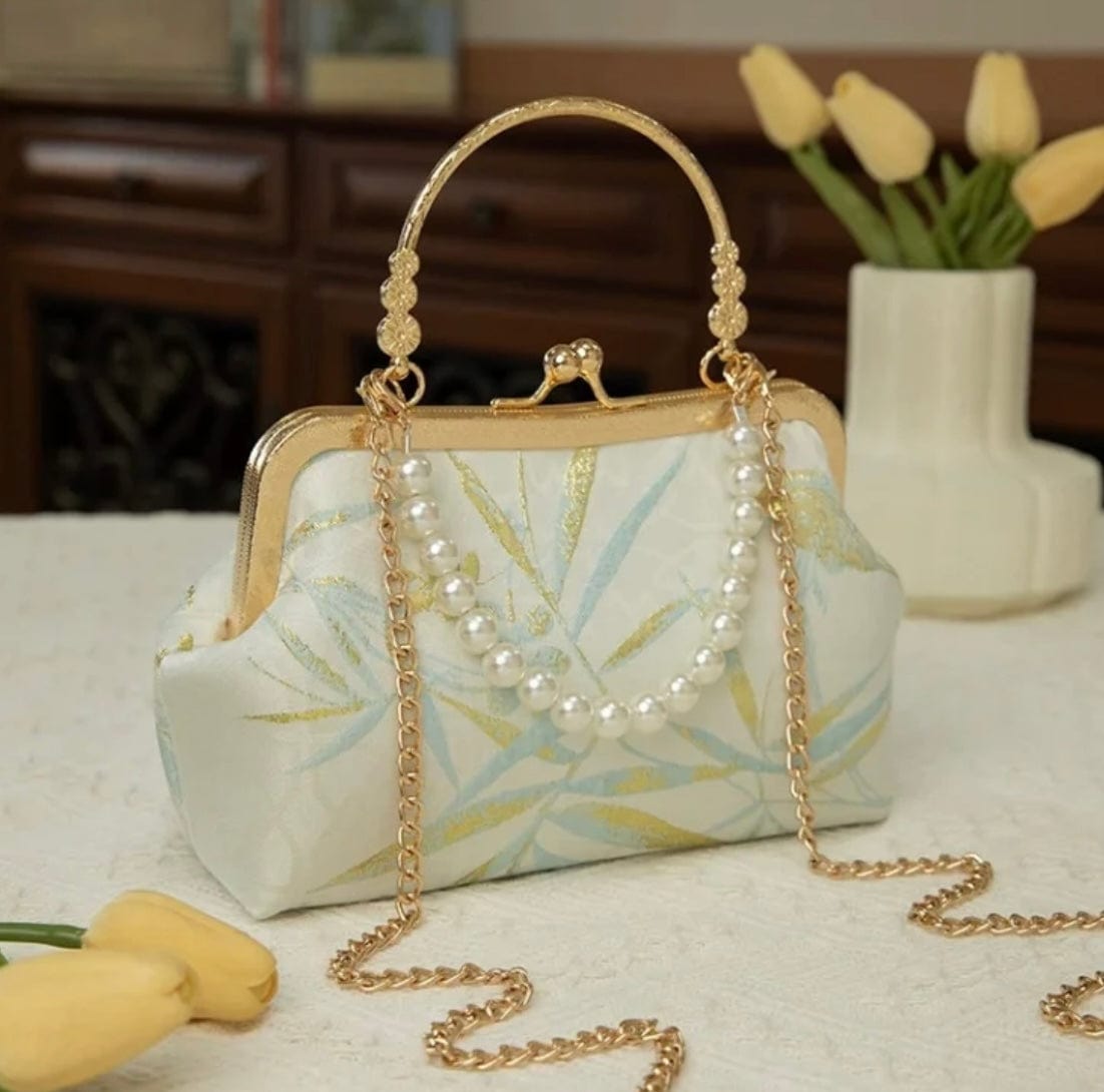 Bamboo clasp bag  Breeze